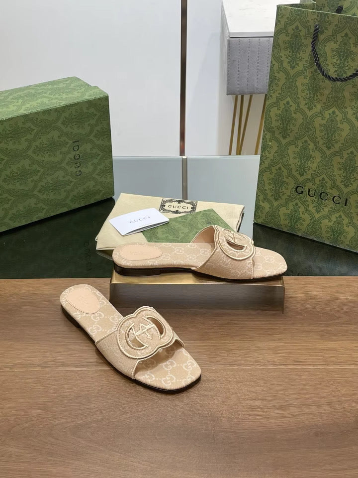 Interlocking Bright Sandals