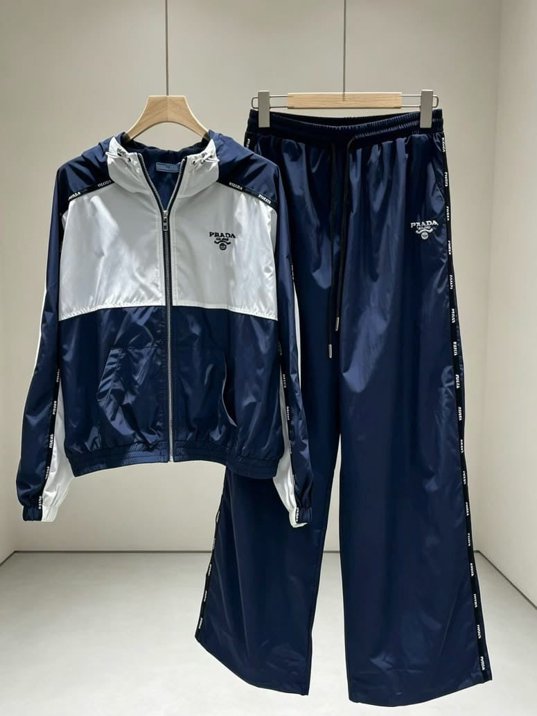 The Luxe Track Set