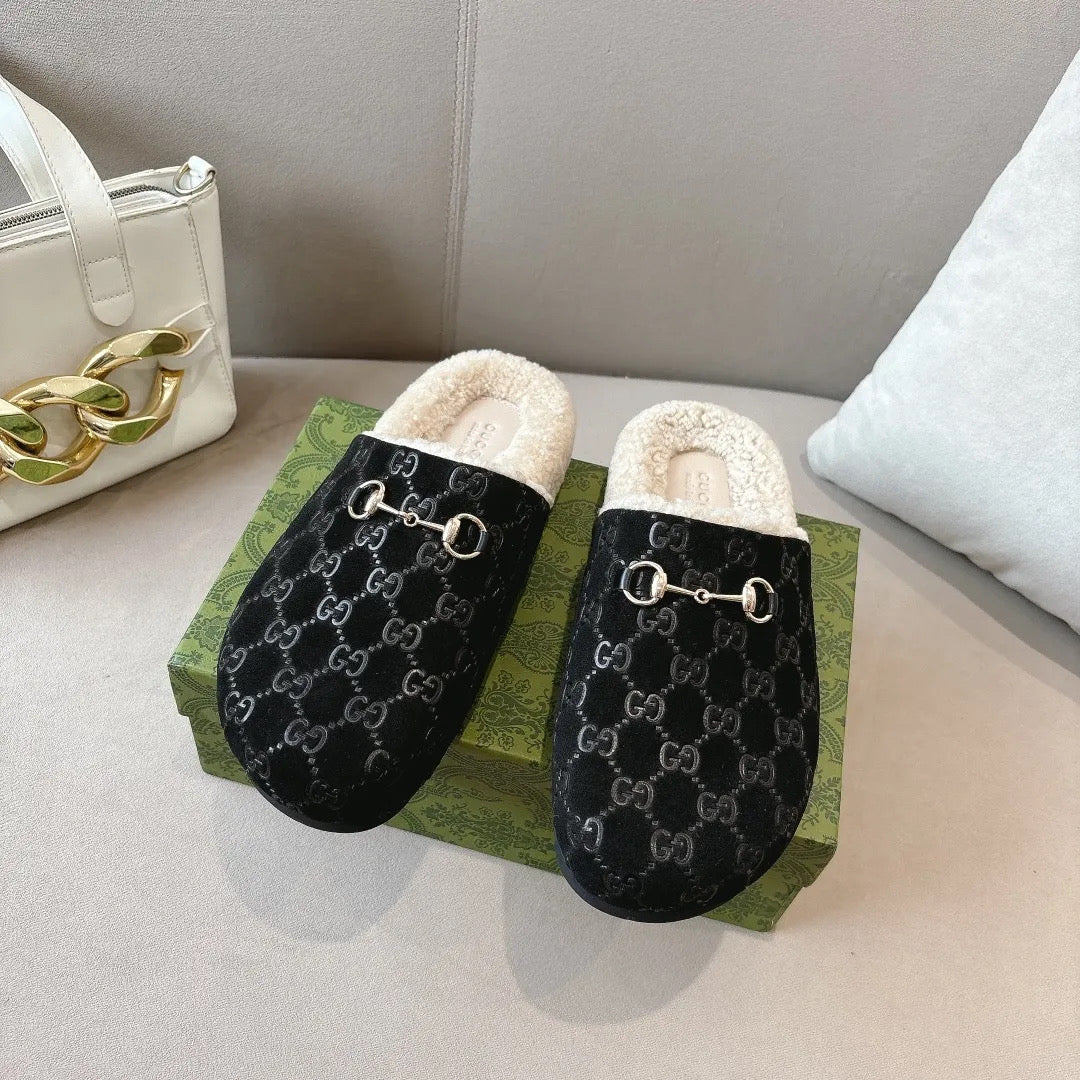 Comfortable clogs