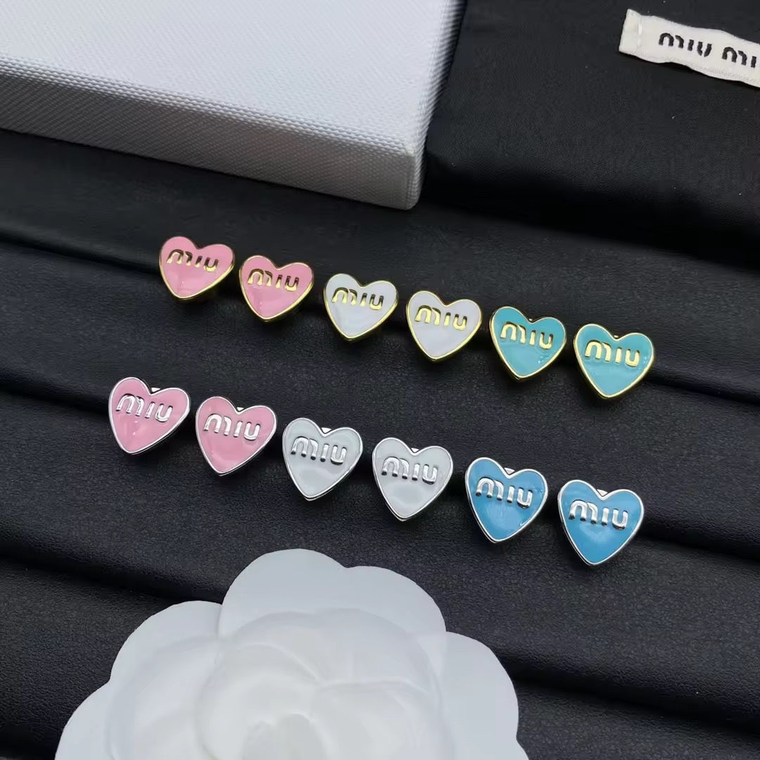 Small heart earrings