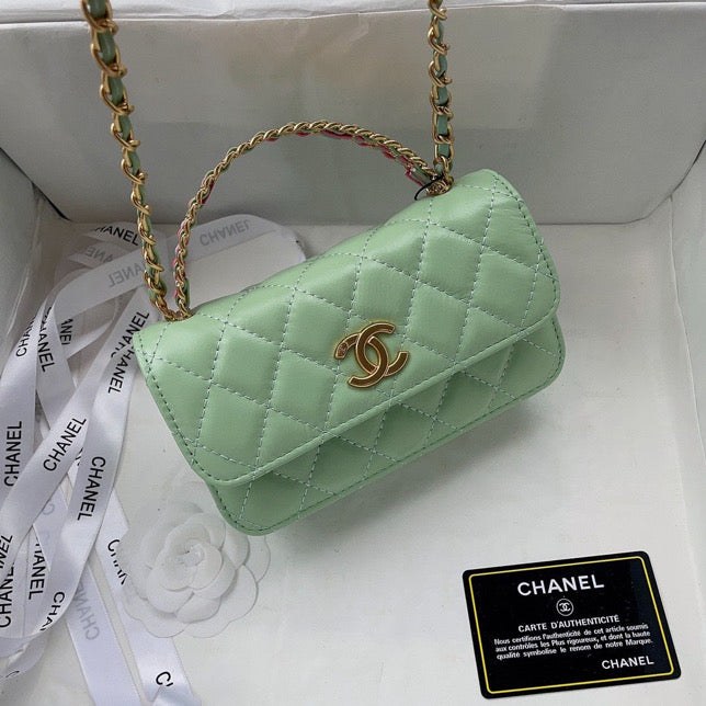 Chain handle bag