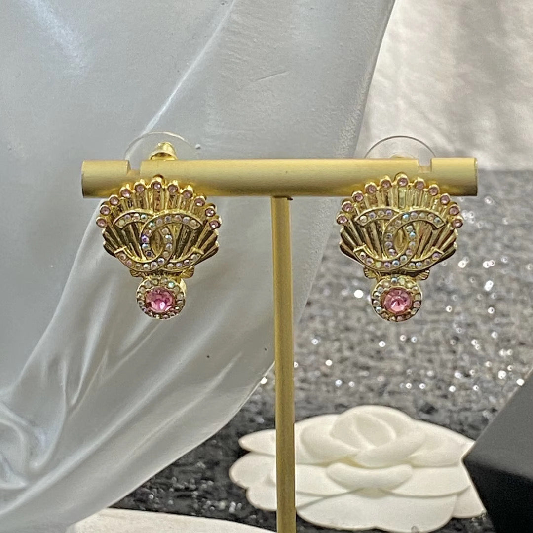 Seashell earrings