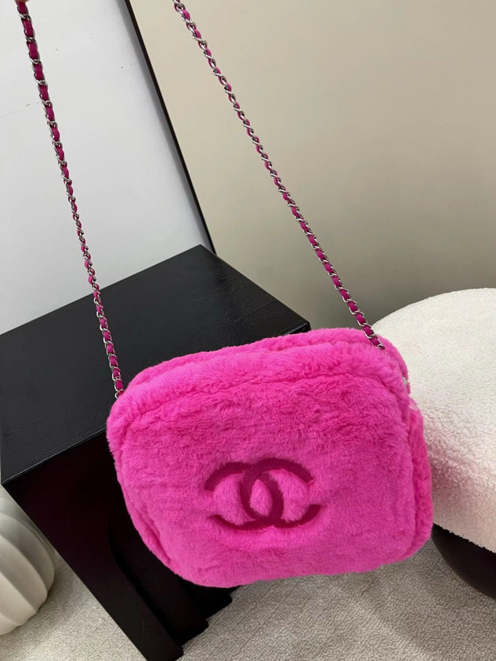 Fuzzy Bag & Slippers (ADDITIONAL DISCOUNT)