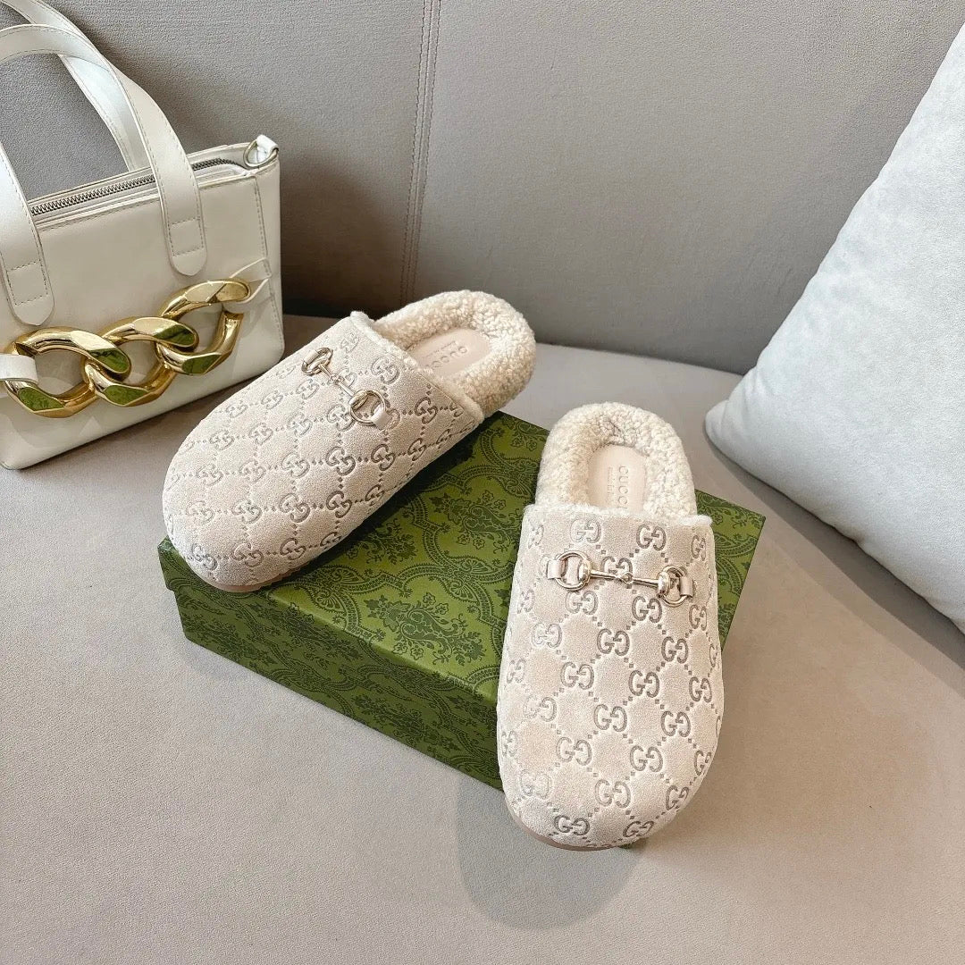 Comfortable clogs