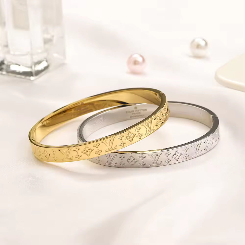 Gold or Silver Bracelet