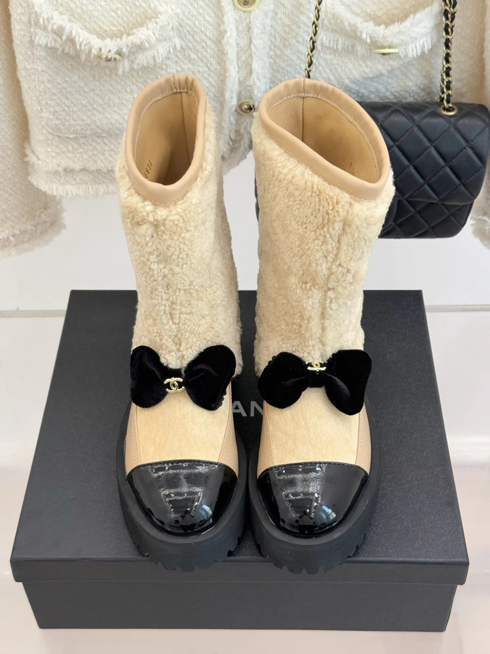 Cream or Black Furry Boot