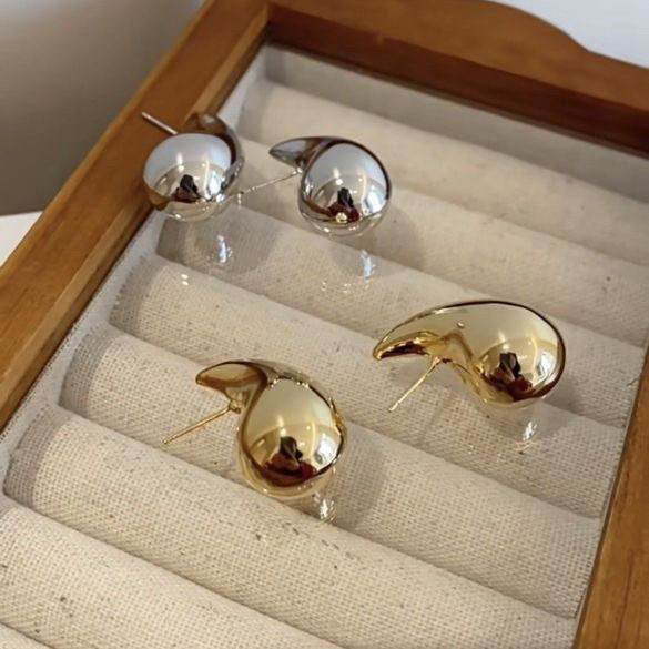 Tear drop earrings