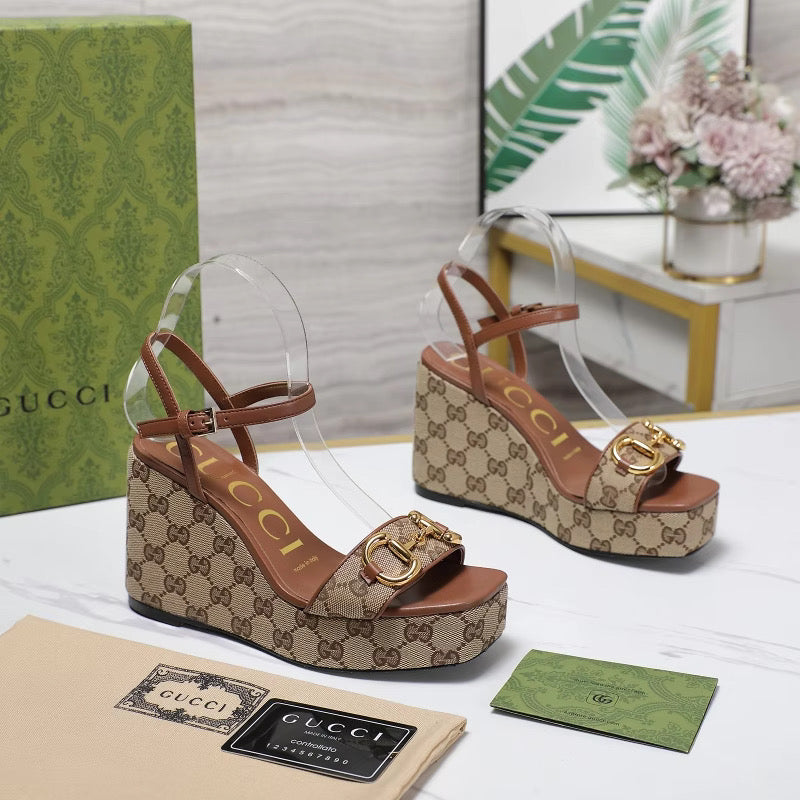 Brown Wedge