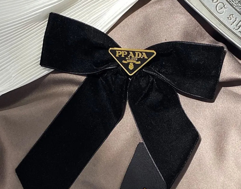 Velvet Bow