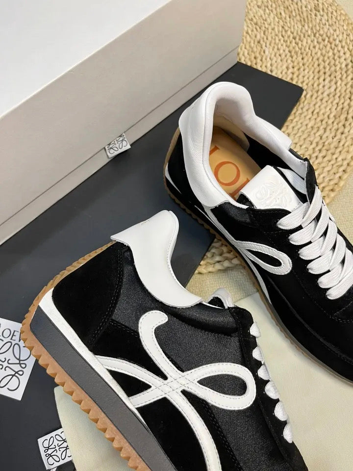 Black Sneakers