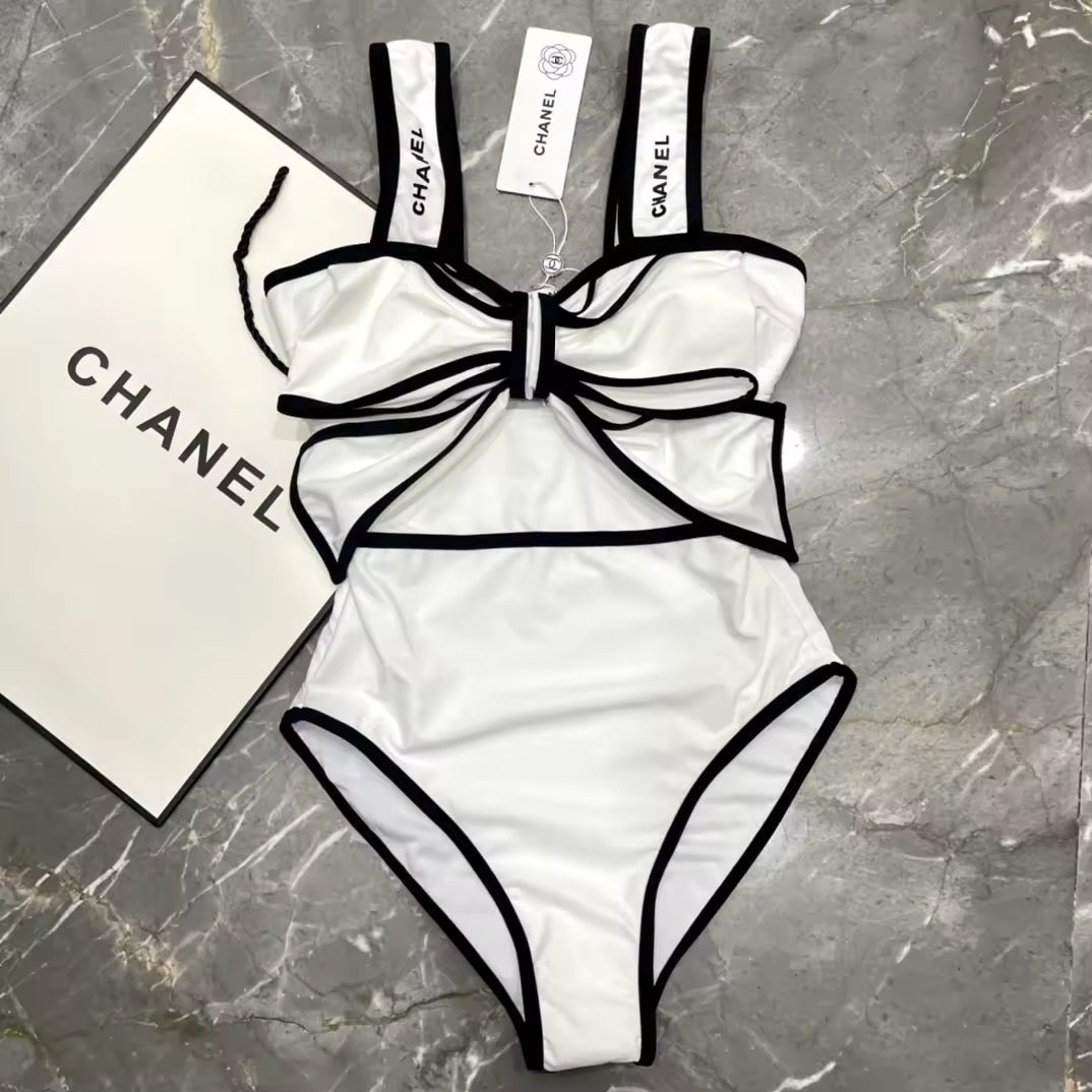 One piece with thick straps