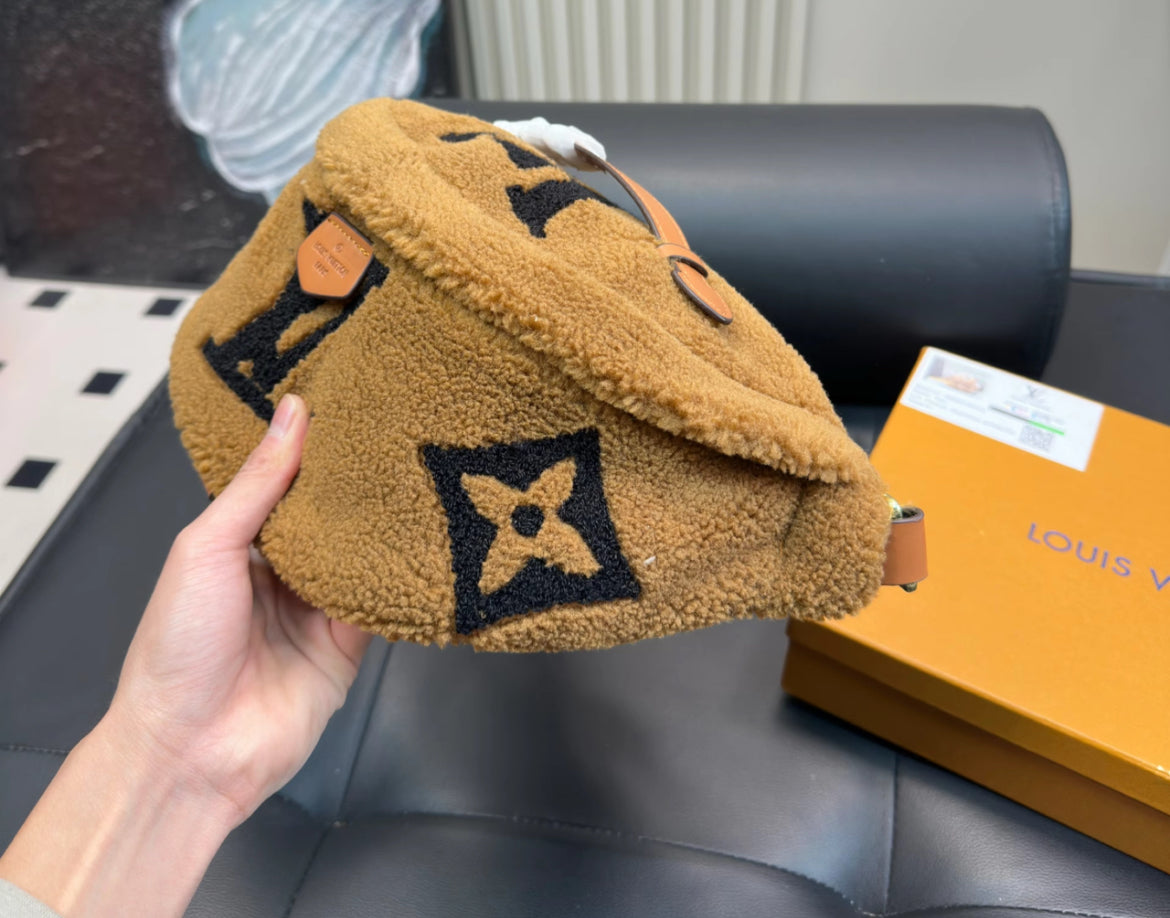 Fuzzy waist bag in multiple colors