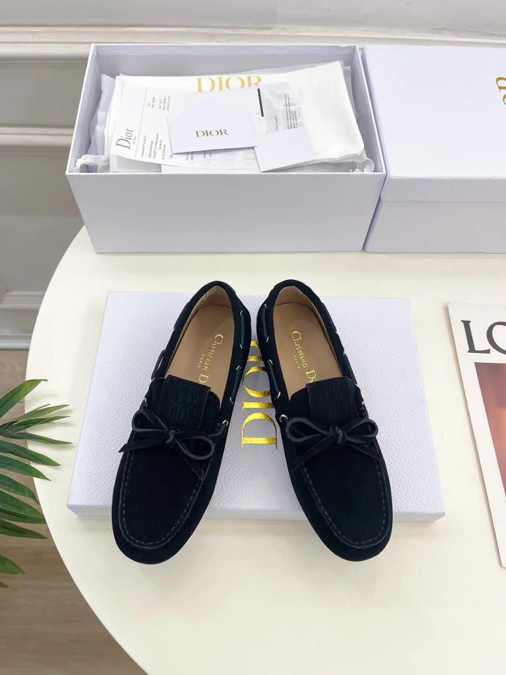 Street loafer