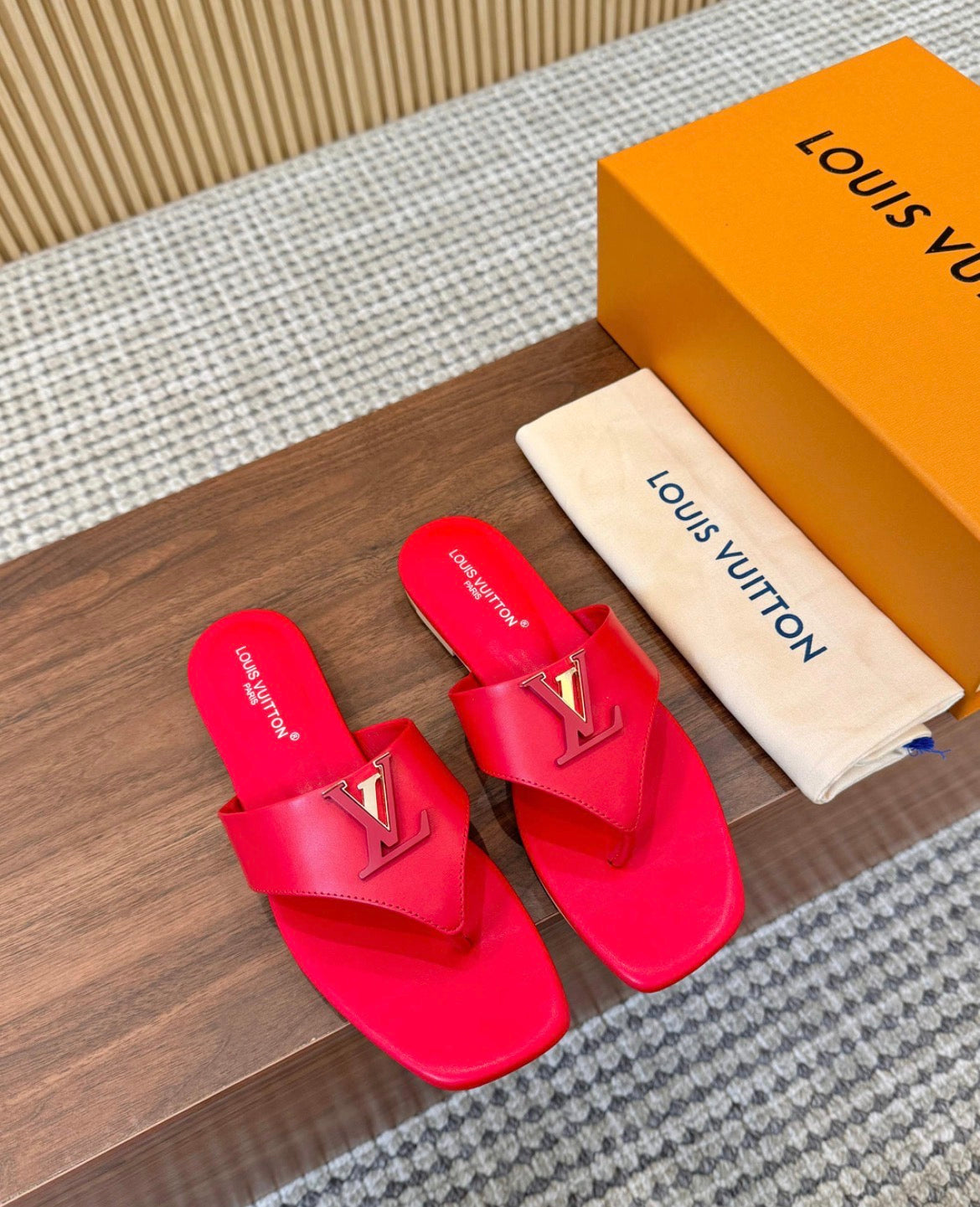 Bright leather sandal