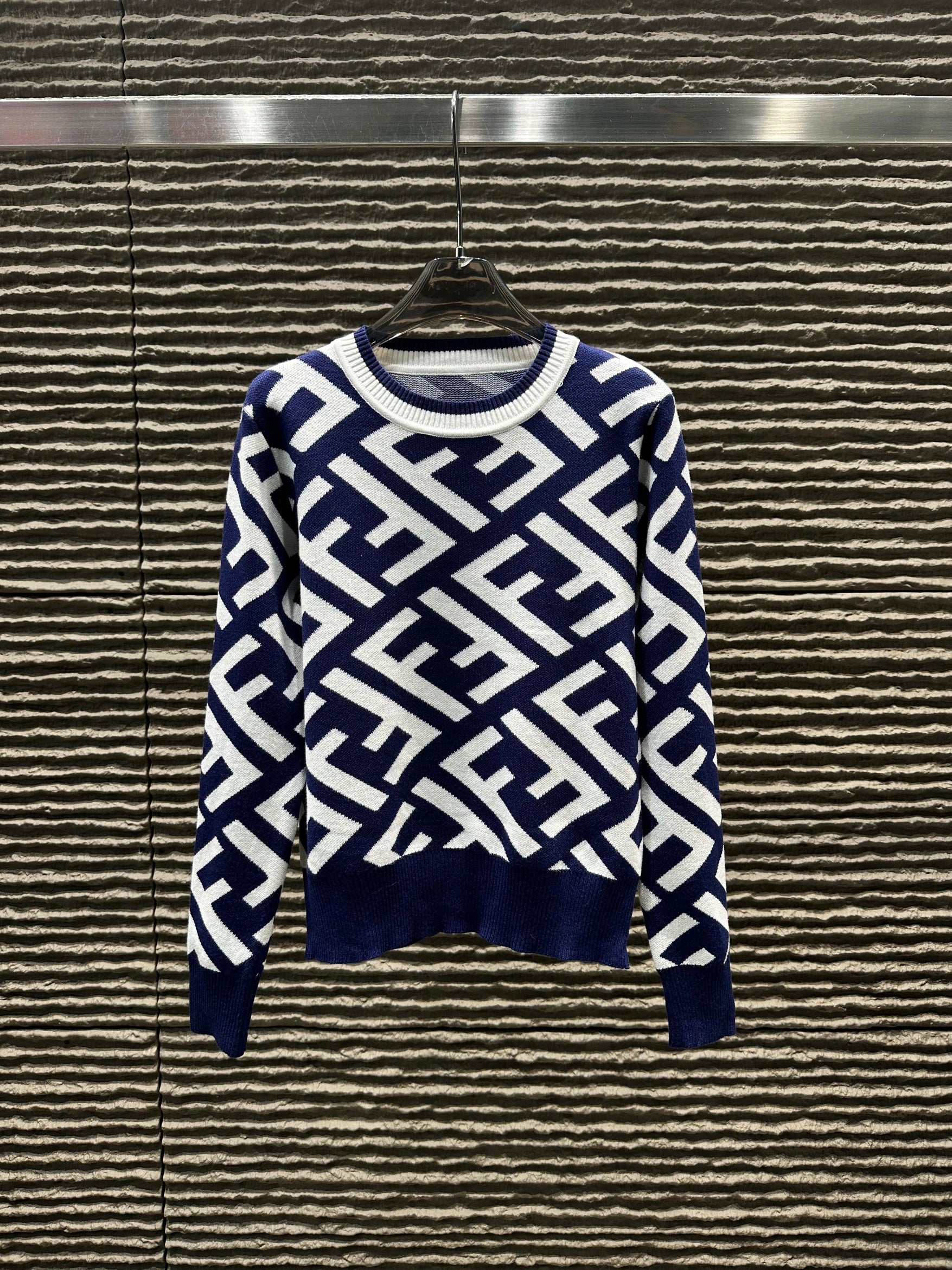 Long sleeve Pullover
