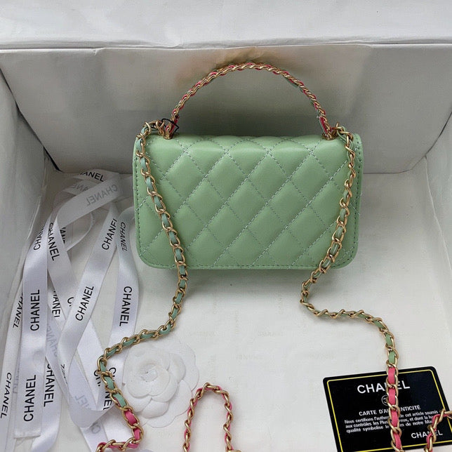 Chain handle bag