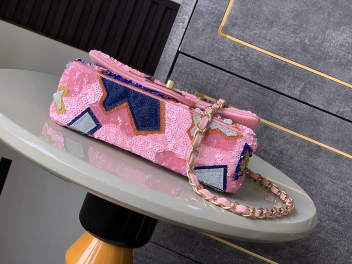 Stunning pink purse