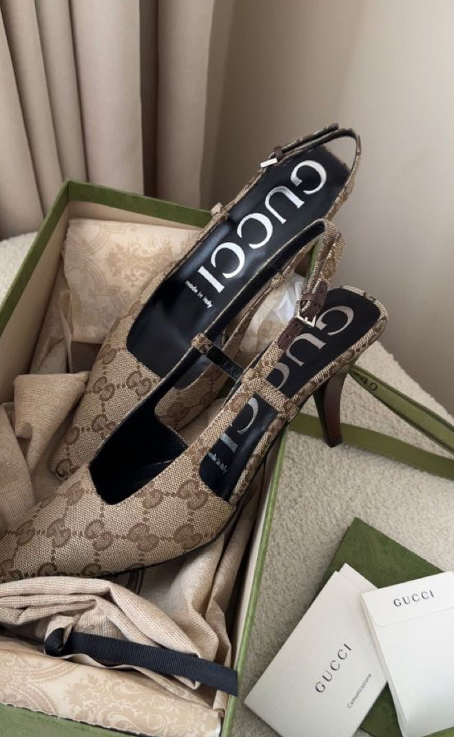 The perfect brown pump