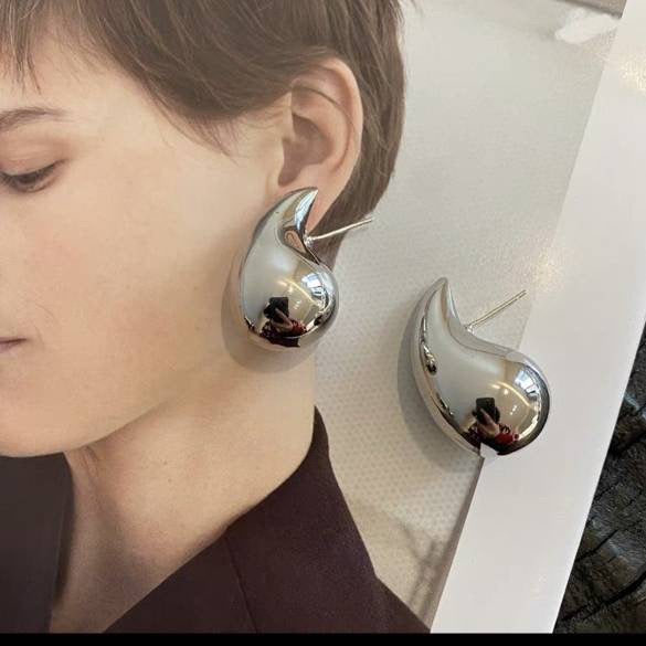 Tear drop earrings