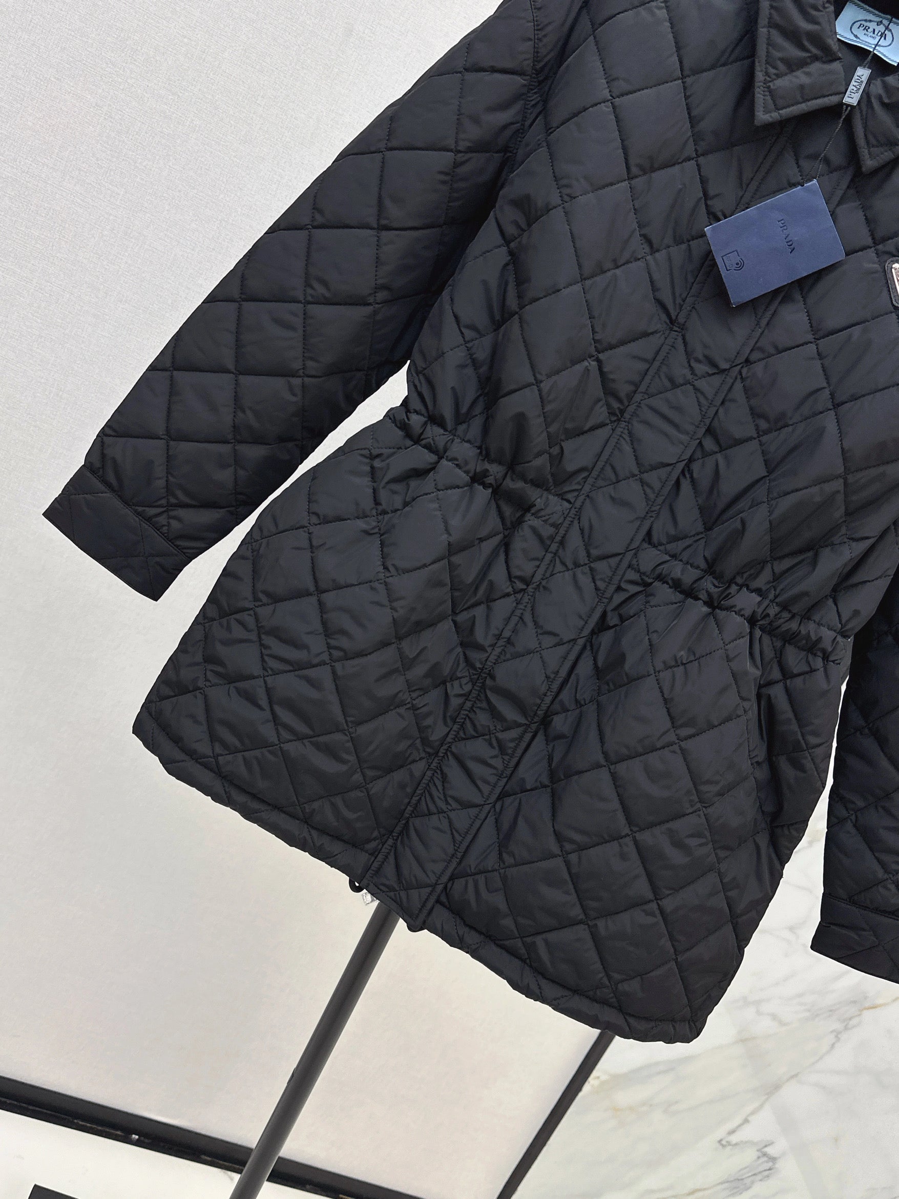 Medium Length Trench Style