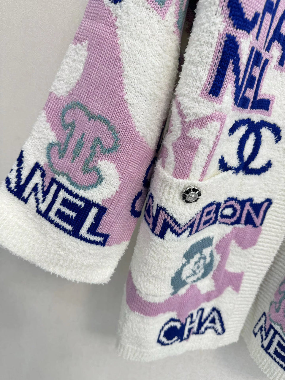 Oversized Cardigan with color