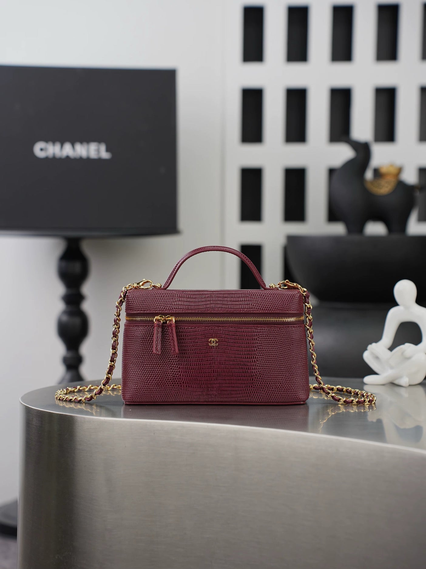 The coco Vanity Case