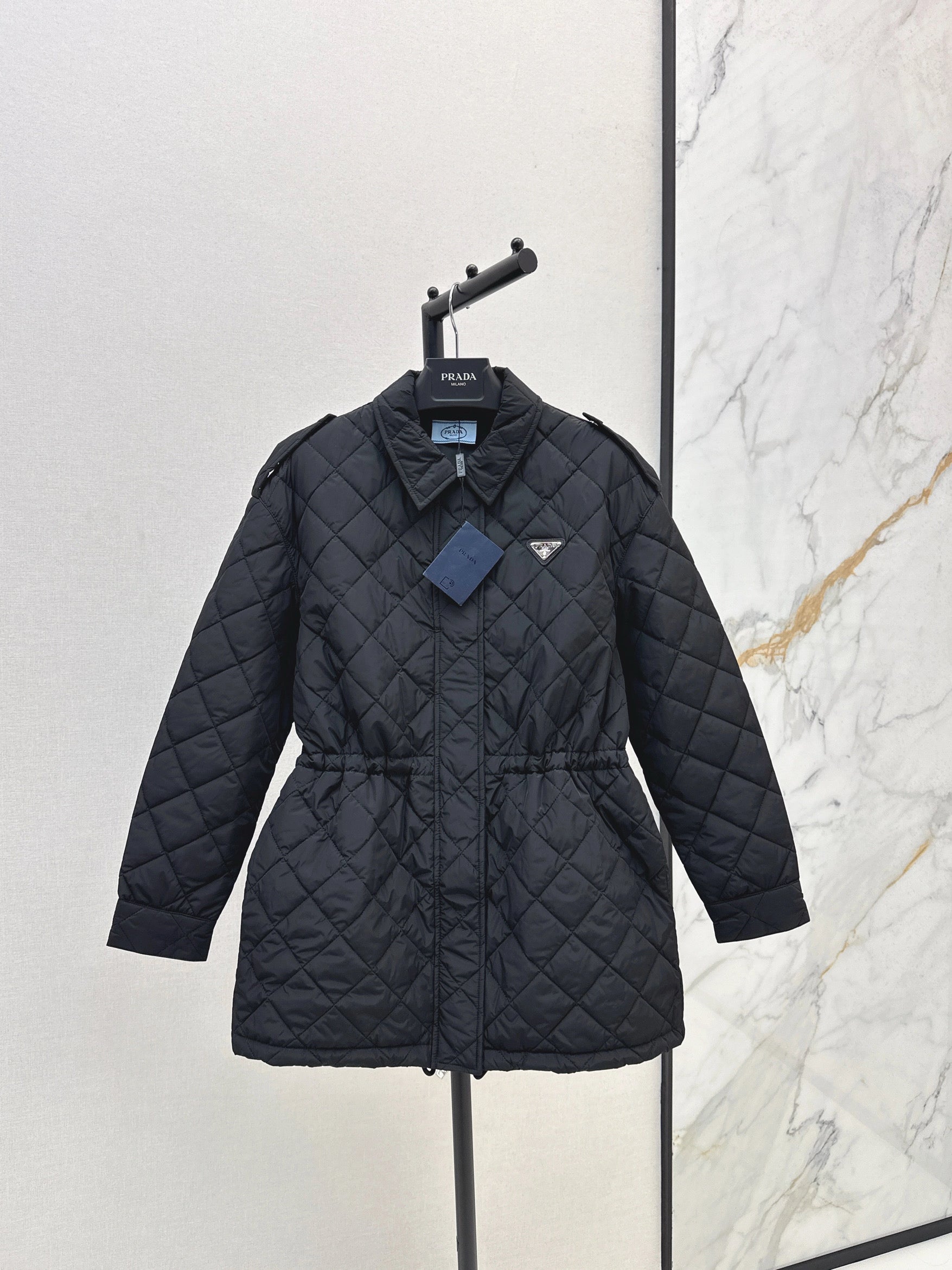 Medium Length Trench Style