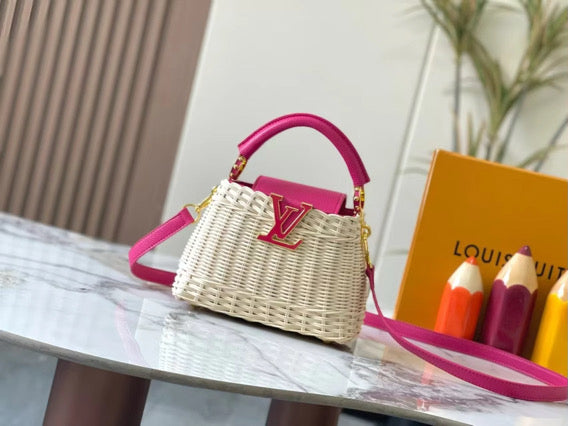Mini pink rattan purse