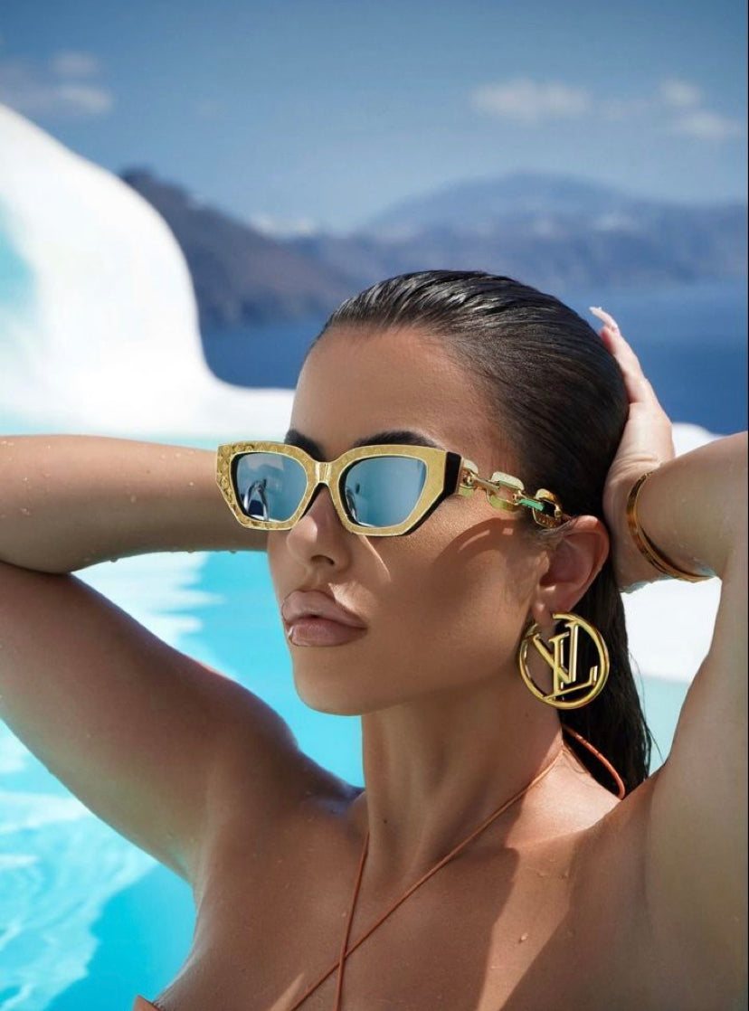 Aros pequeños de oro