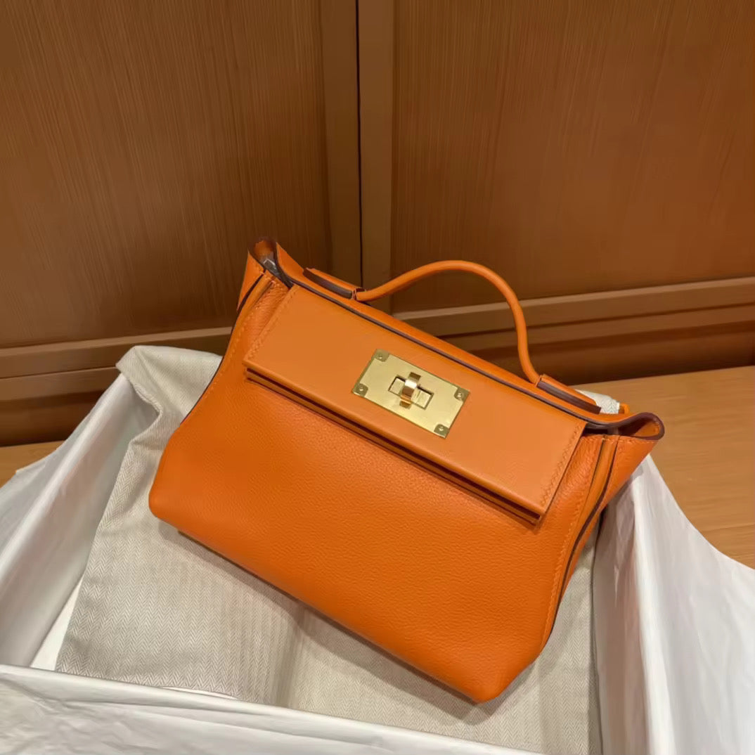 Square leather purse