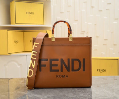 Medium Leather Tote