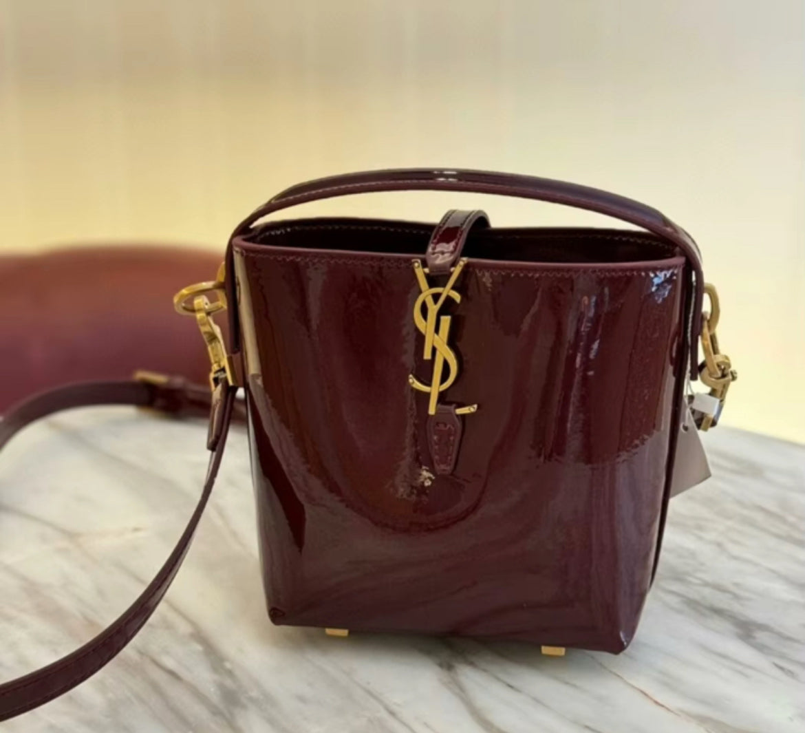 The perfect fall bag