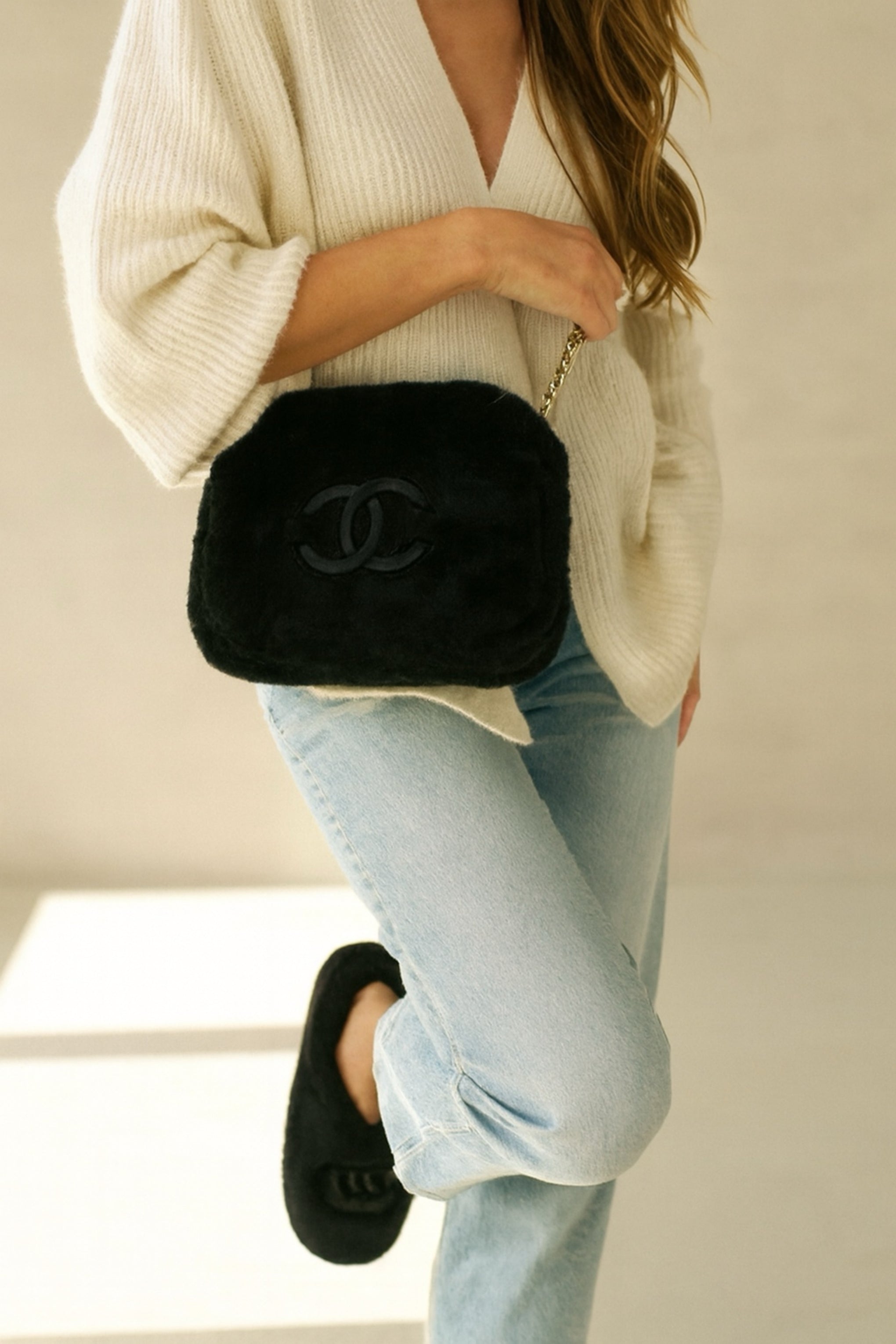 Fuzzy Bag & Slippers (ADDITIONAL DISCOUNT)