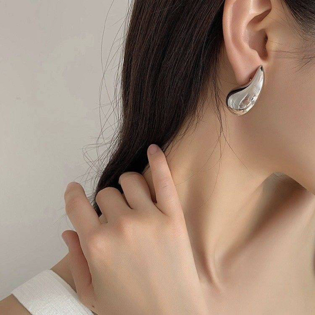 Tear drop earrings
