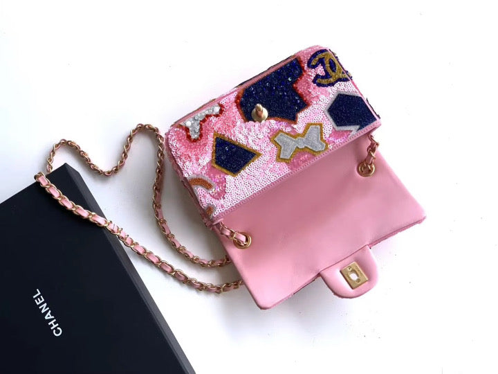 Stunning pink purse