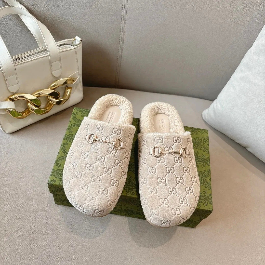 Comfortable clogs