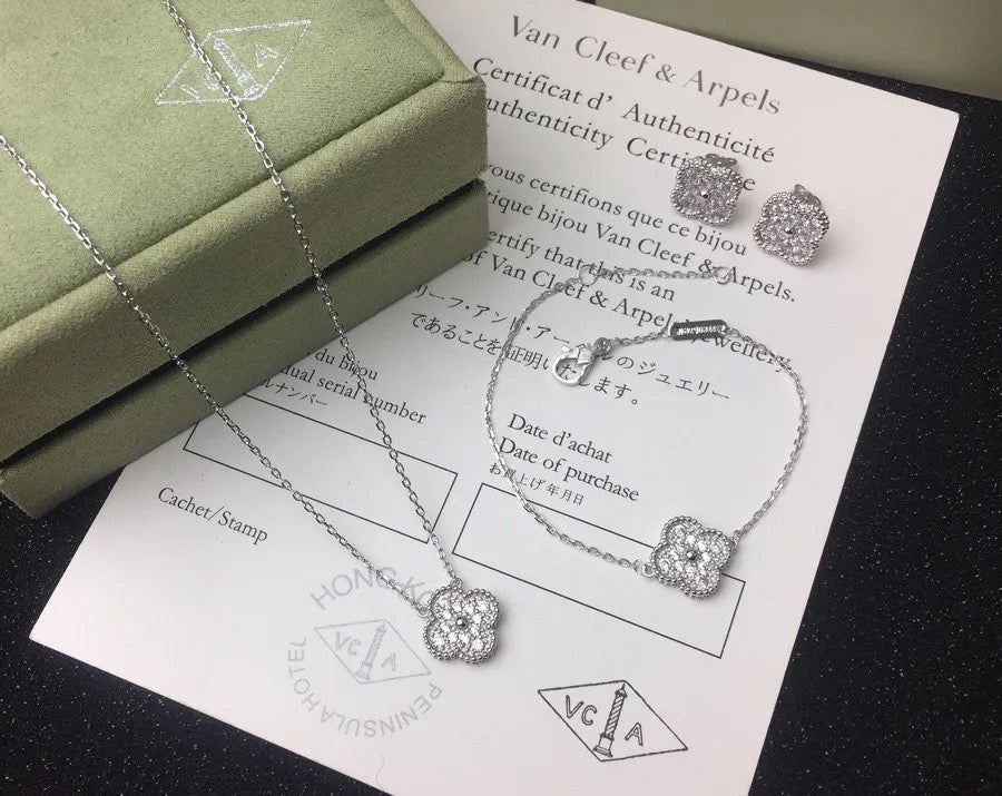 Silver pendant