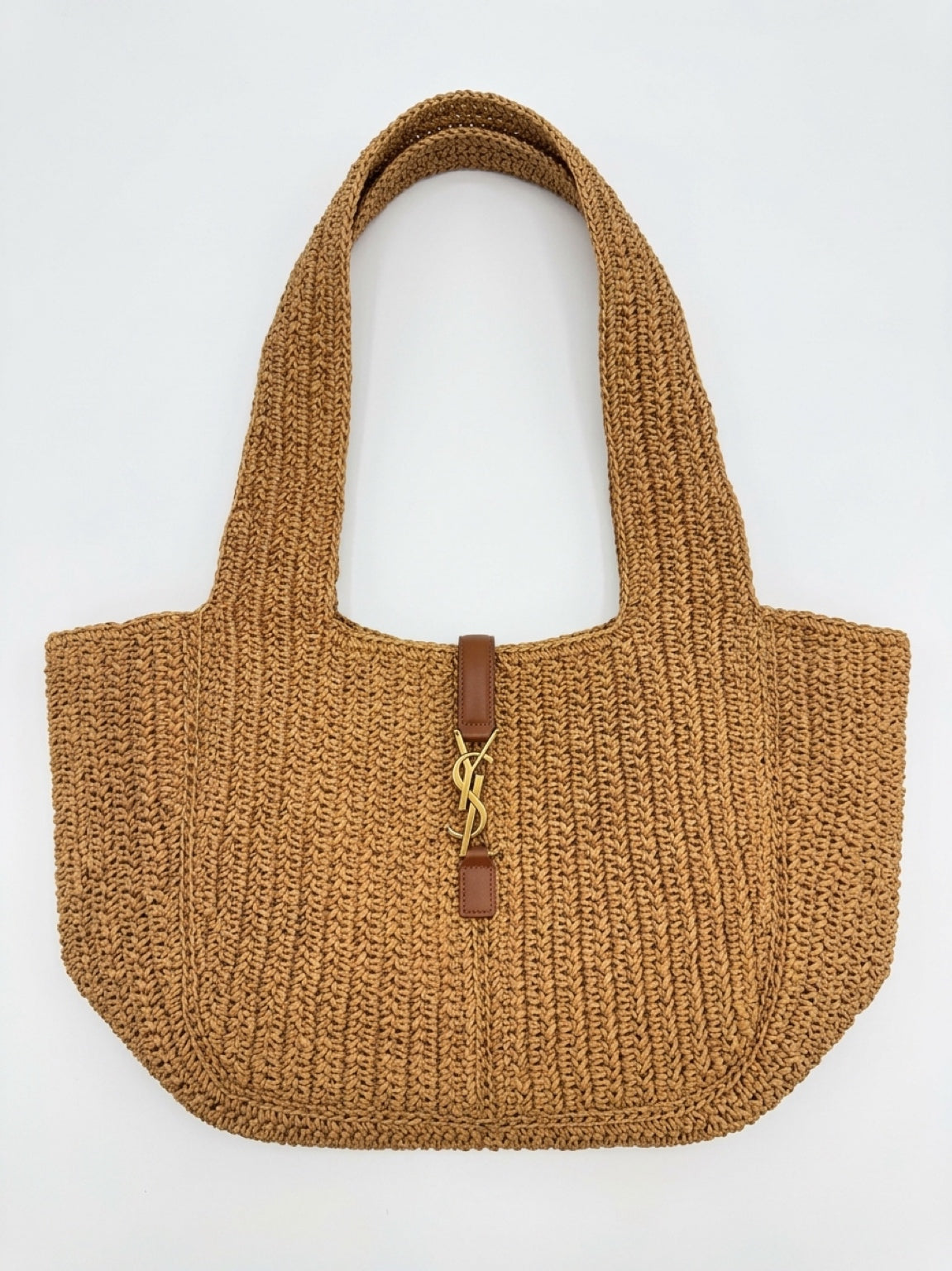 Medium Rattan purse
