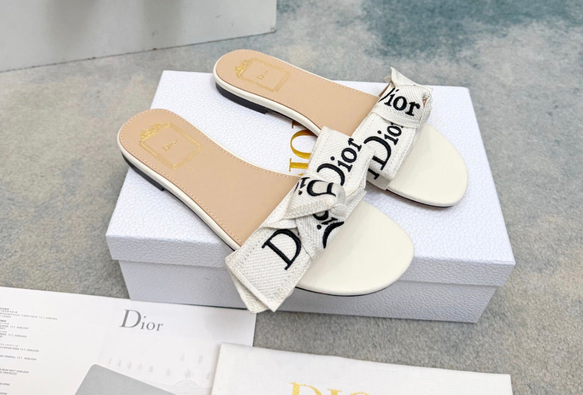 Flat Ribbon Flats