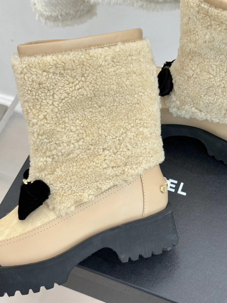 Cream or Black Furry Boot