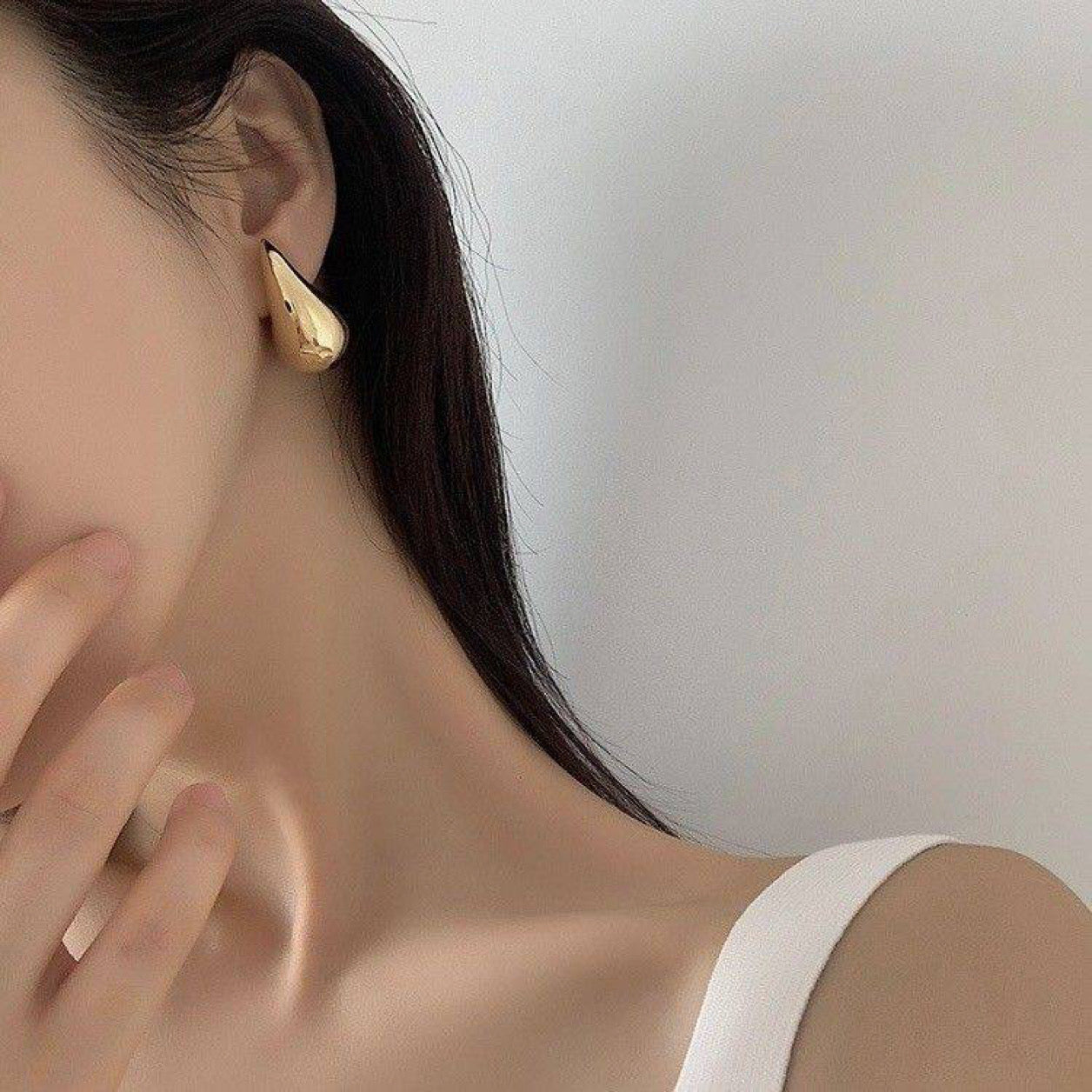 Tear drop earrings