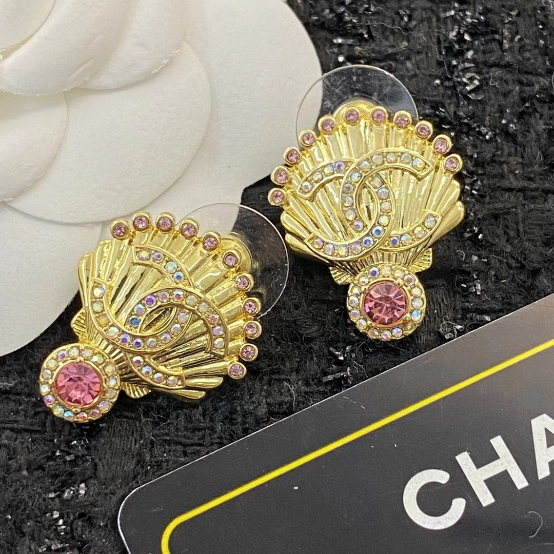 Seashell earrings