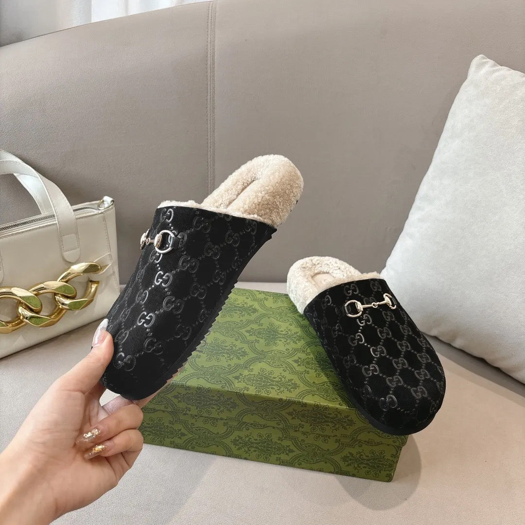 Comfortable clogs