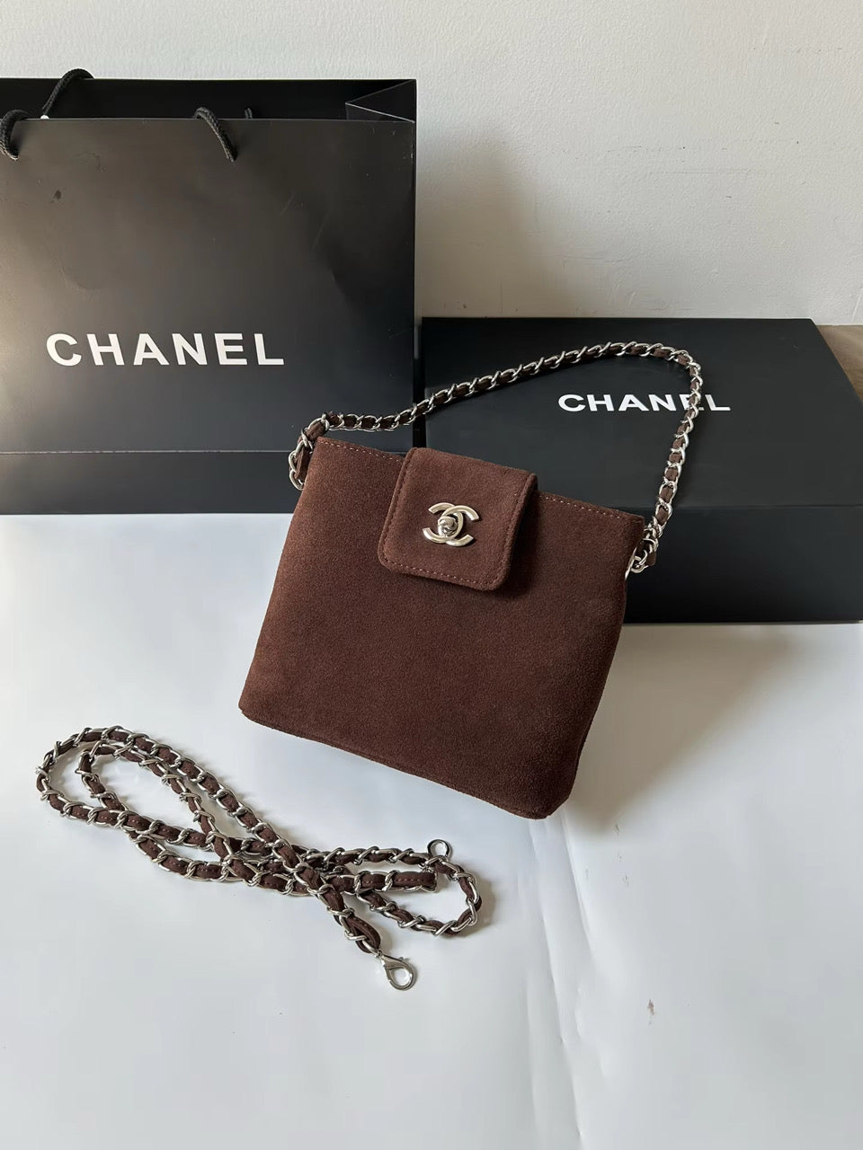 Mini Velvet Pouch
