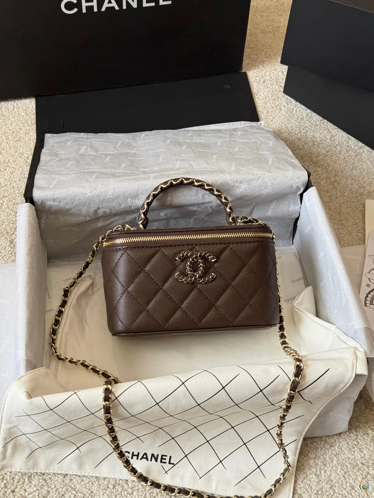 (ADDITIONAL CART DISCOUNT) Top Handle Purse