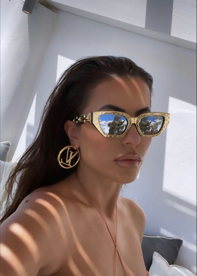 Aros pequeños de oro