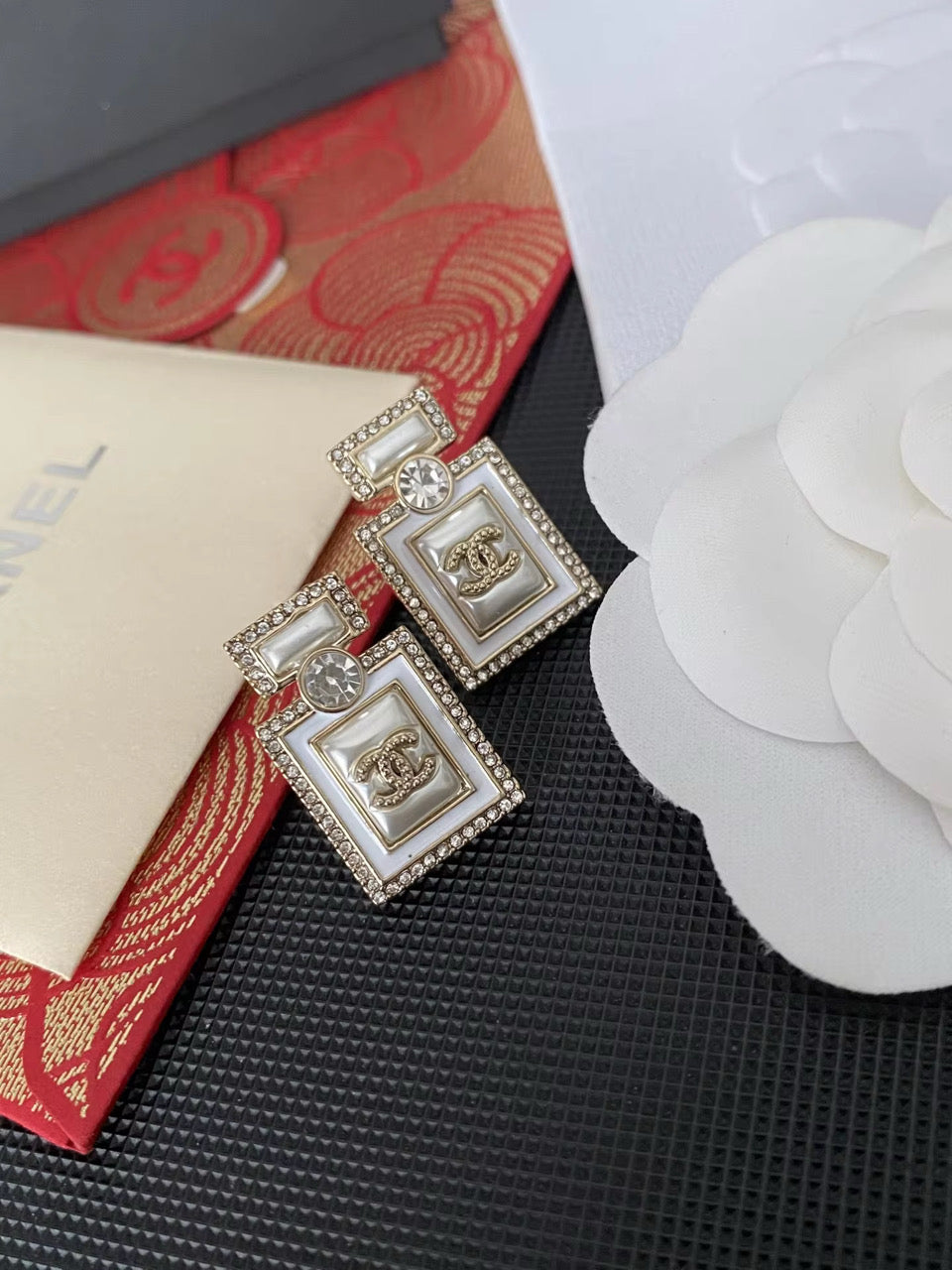 Medium Potion Earrings