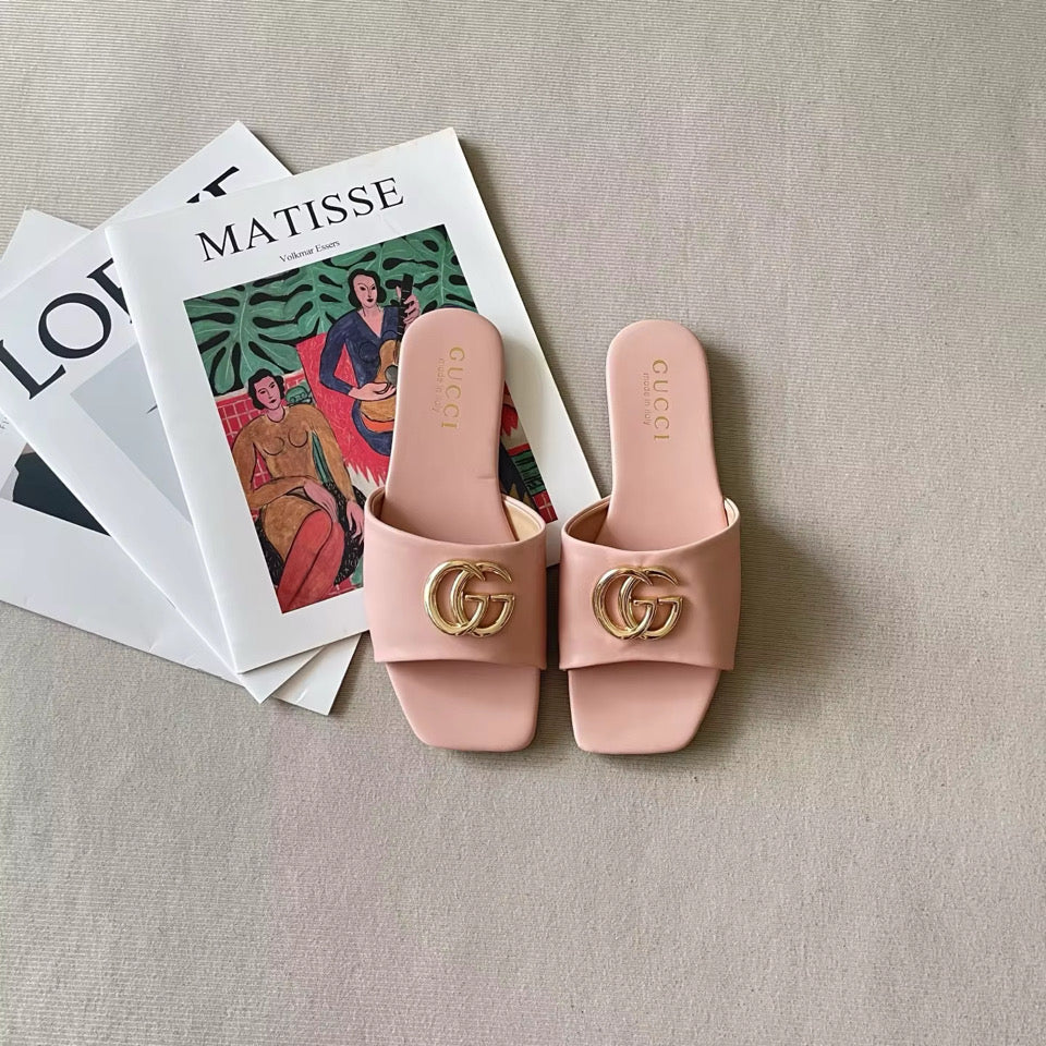 Flat leather bound slides