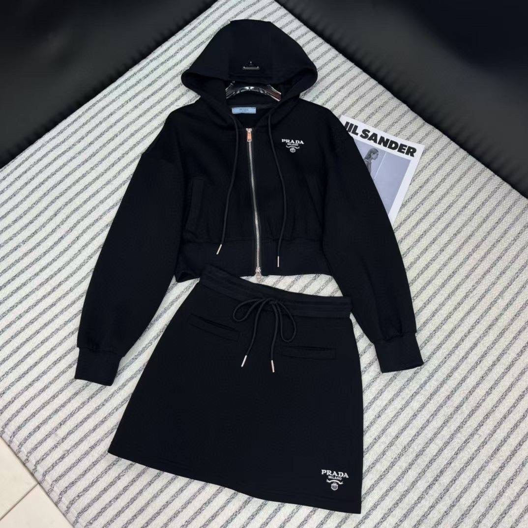 Two piece skirt set (LARGE DISCOUNT IN CART)