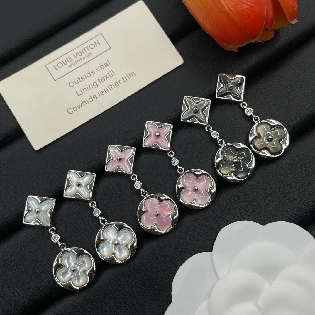 Dangling earrings